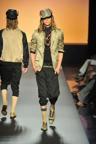 Look 38